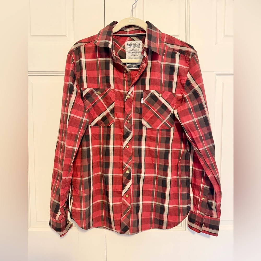 Levi’s Men’s Western Shirt Red Plaid Long Sleeve Small Standard Fit